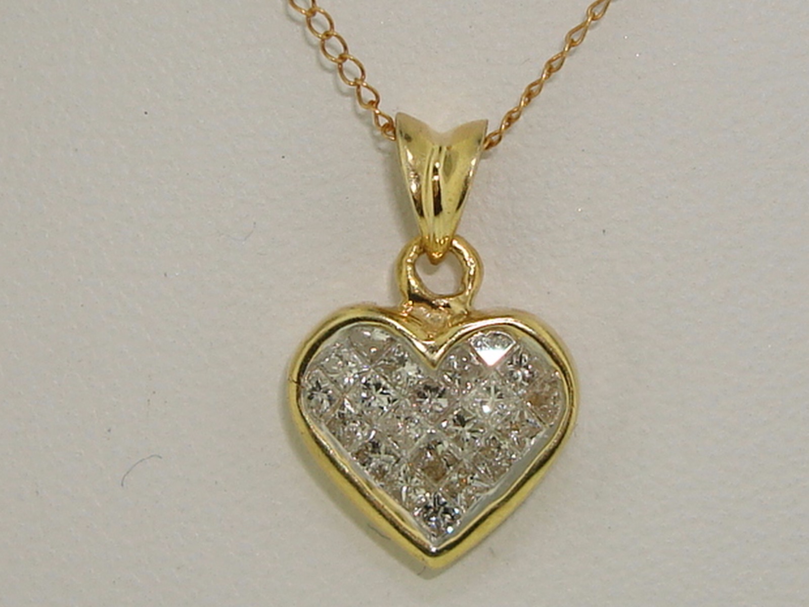 JWBR JANE SEYMOUR 14K GOLD APPROX. 1/4 CTW BRILLIANT DIAMOND HEART ...